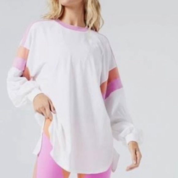 L-SPACE TO THE LIMIT TOP OVERSIZED RIBBED CUFFS COLOR BLOCKED SLEEVES - Picture 12 of 16